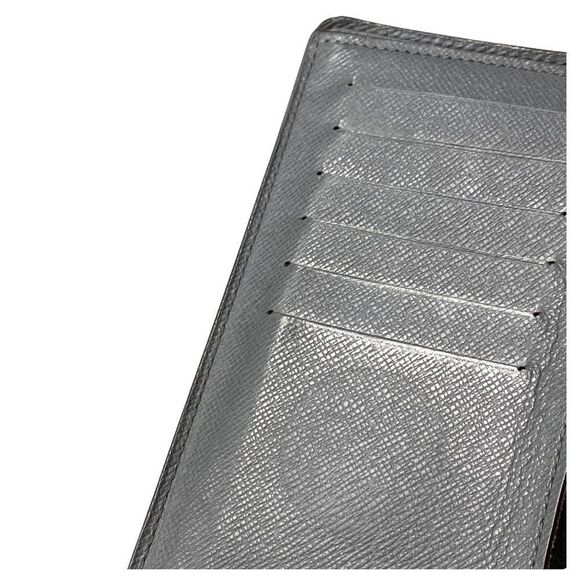 Louis Vuitton Taiga Brazza Wallet - Picture 7 of 9